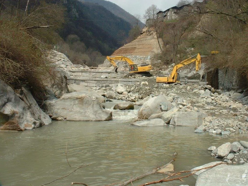 Cantiere territoriale presente nell’archivio Mazzoni Costruzioni