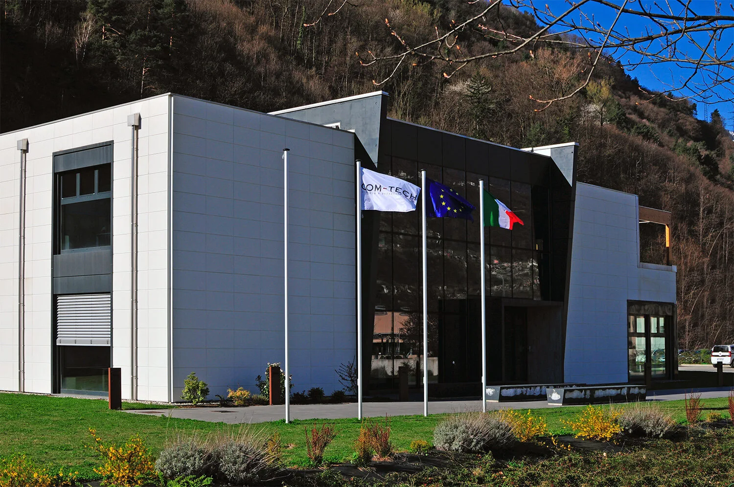 Edificio direzionale dall’archivio Mazzoni Costruzioni